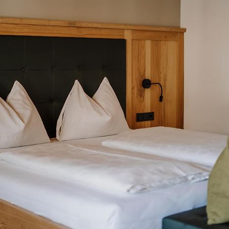 Hotel Weingut Klosterhof Caldaro Esterno foto