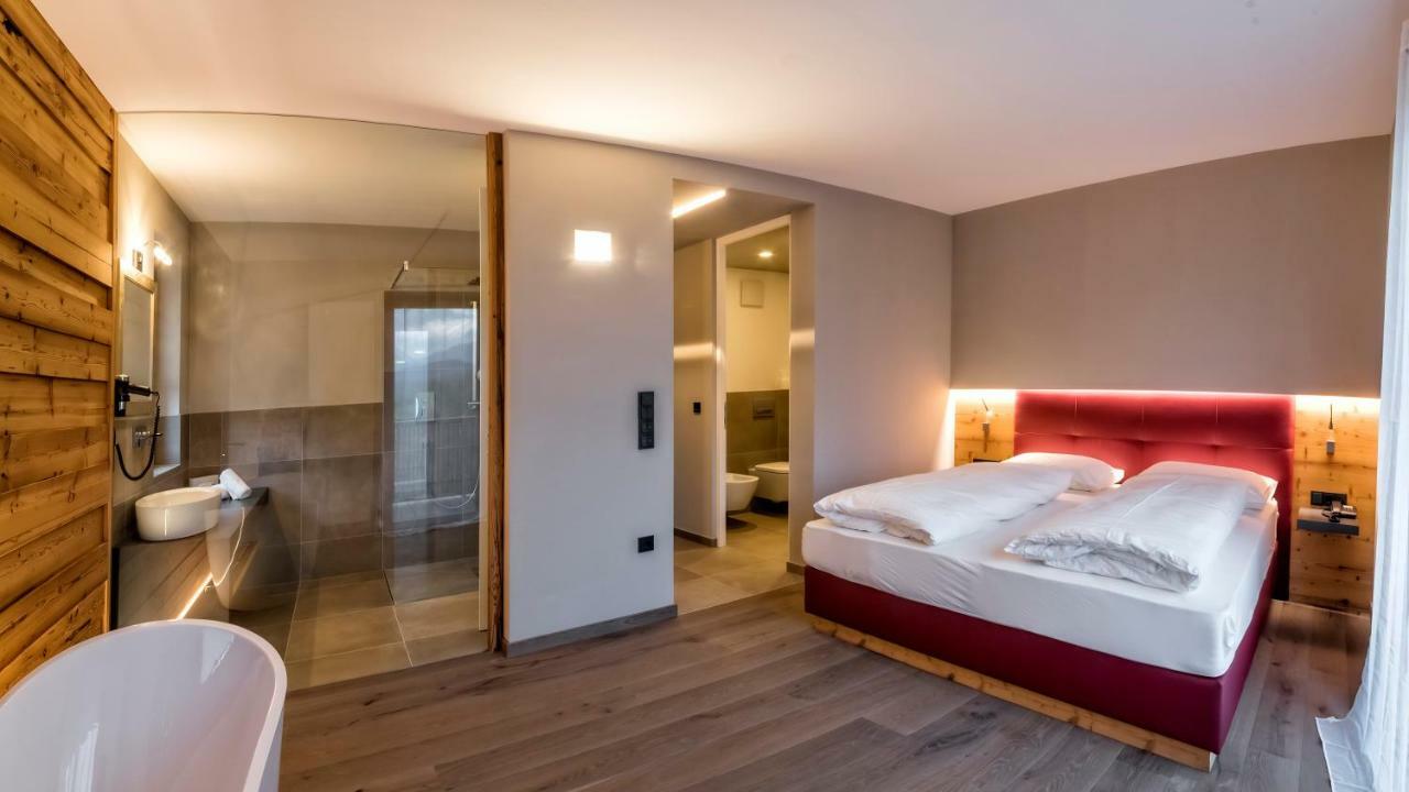 Hotel Weingut Klosterhof Caldaro Esterno foto