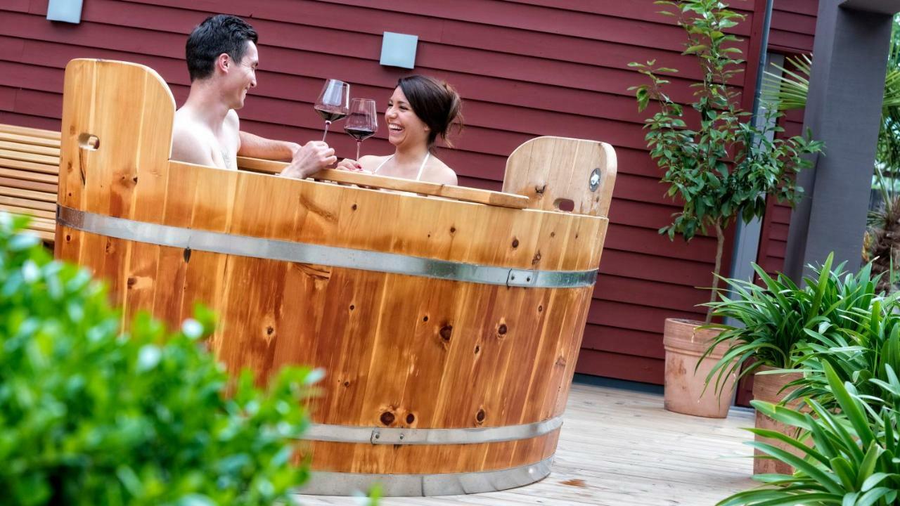 Hotel Weingut Klosterhof Caldaro Esterno foto